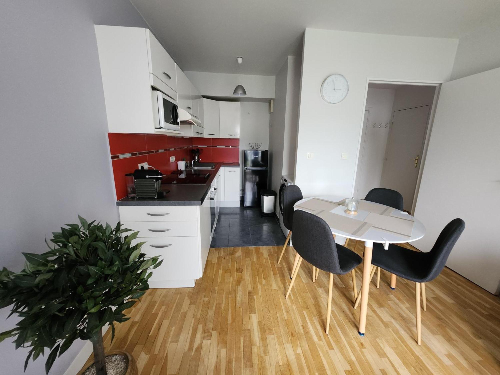 Appartement, Balcon, Parking, 5' Disneyland Montévrain Exterior photo
